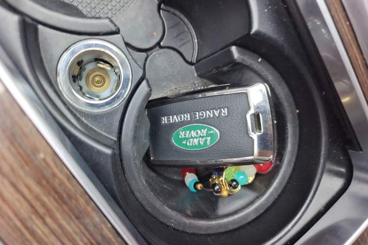 Used Land Rover Range Sport 2014 3.0 SC V6 HSE Vehicle Key