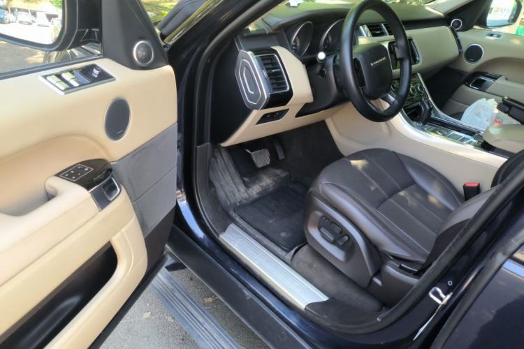Used Land Rover Range Sport 2014 3.0 SC V6 HSE Driver Seat