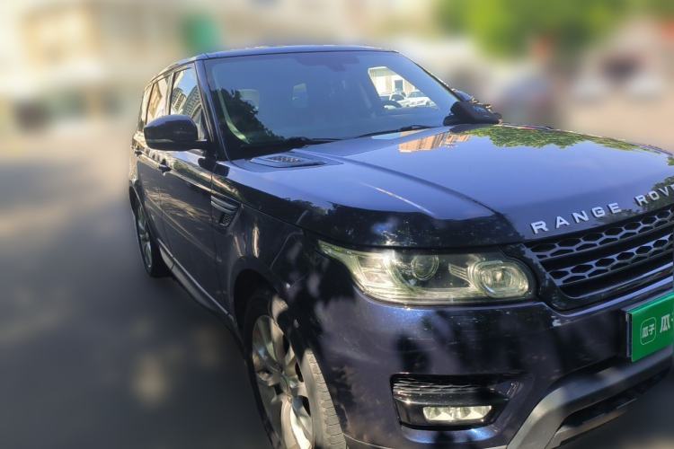 Used Land Rover Range Sport 2014 3.0 SC V6 HSE Front Right 45 Deg