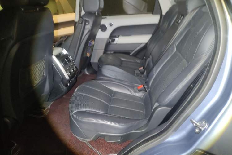 Used Land Rover Range Sport 2014 3.0 SC V6 Fēngshàng Chuàngshì Edition Left Rear Seat