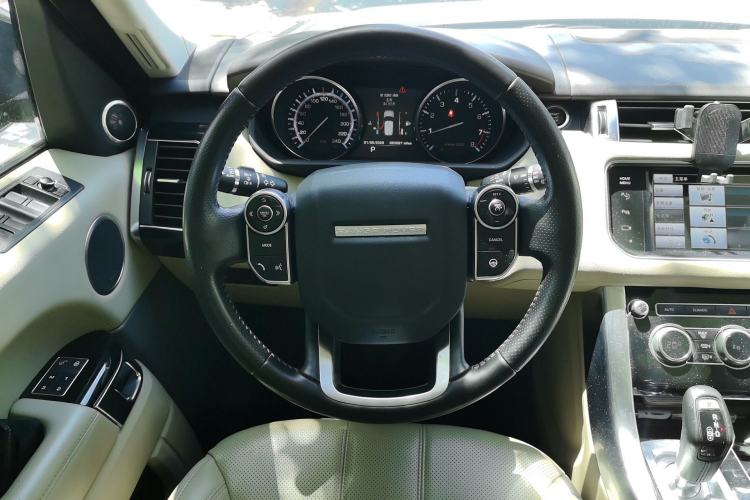 Used Land Rover Range Sport 2014 3.0 SC V6 HSE Steering Wheel