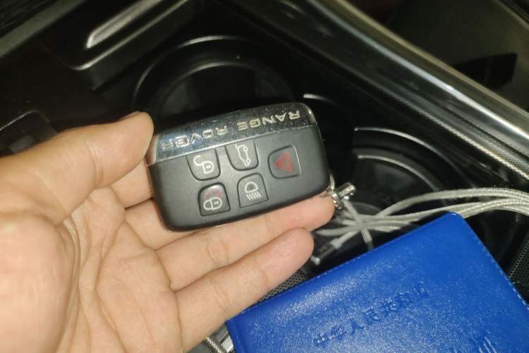 Used Land Rover Range Sport 2014 3.0 SC V6 Fēngshàng Chuàngshì Edition Vehicle Key
