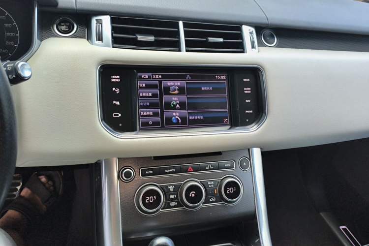 Used Land Rover Range Sport 2014 3.0 SC V6 HSE DYNAMIC Audio And AC Panel
