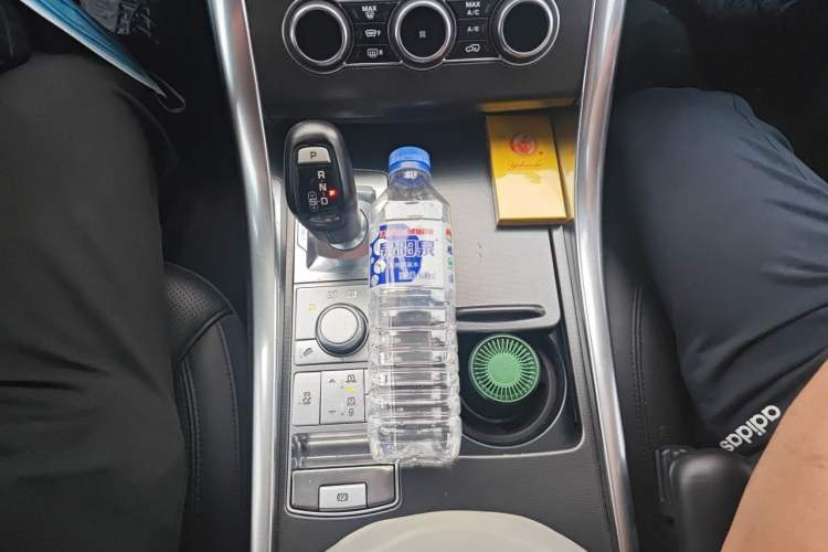 Used Land Rover Range Sport 2014 3.0 SC V6 HSE DYNAMIC Gear Lever
