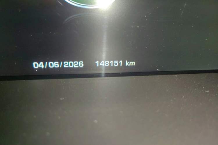 Used Land Rover Range Sport 2014 3.0 SC V6 HSE DYNAMIC Odometer Close Up
