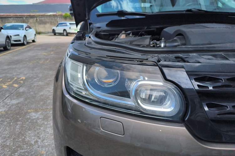 Used Land Rover Range Sport 2014 3.0 SC V6 HSE DYNAMIC Right Front Headlight