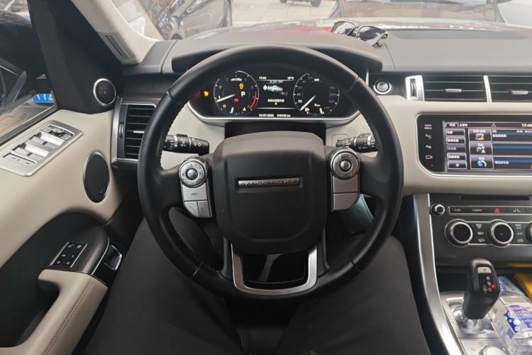Used Land Rover Range Sport 2014 3.0 SC V6 HSE DYNAMIC Steering Wheel