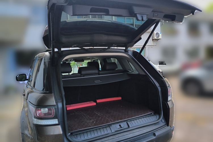 Used Land Rover Range Sport 2014 3.0 SC V6 HSE DYNAMIC Trunk