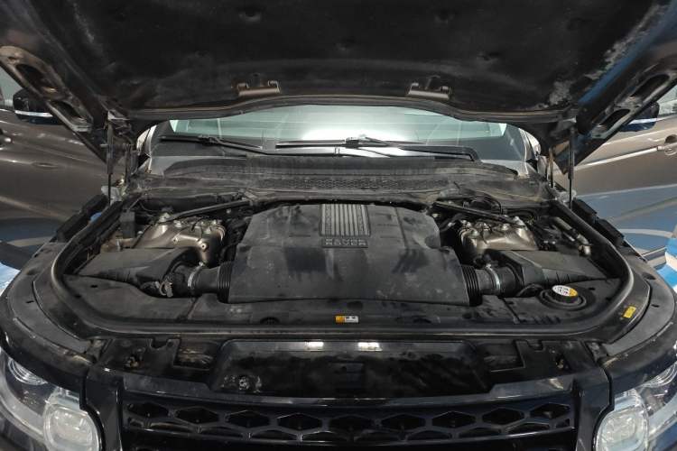 Used Land Rover Range Sport 2014 3.0 SC V6 HSE DYNAMIC Engine Bay