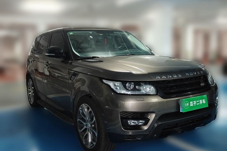 Used Land Rover Range Sport 2014 3.0 SC V6 HSE DYNAMIC Front Right 45 Deg