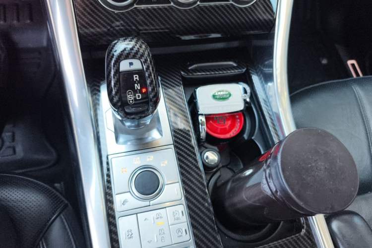 Used Land Rover Range Sport 2014 3.0 SC V6 HSE Gear Lever