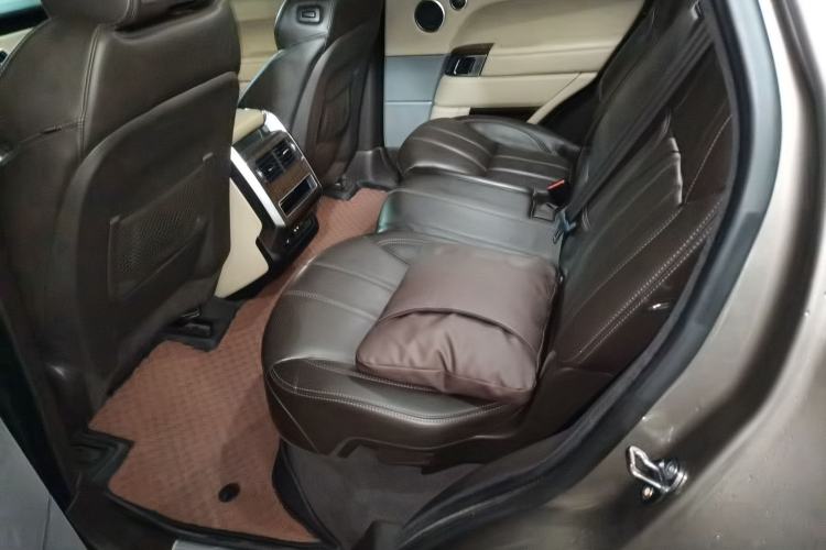 Used Land Rover Range Sport 2014 3.0 SC V6 HSE Left Rear Seat