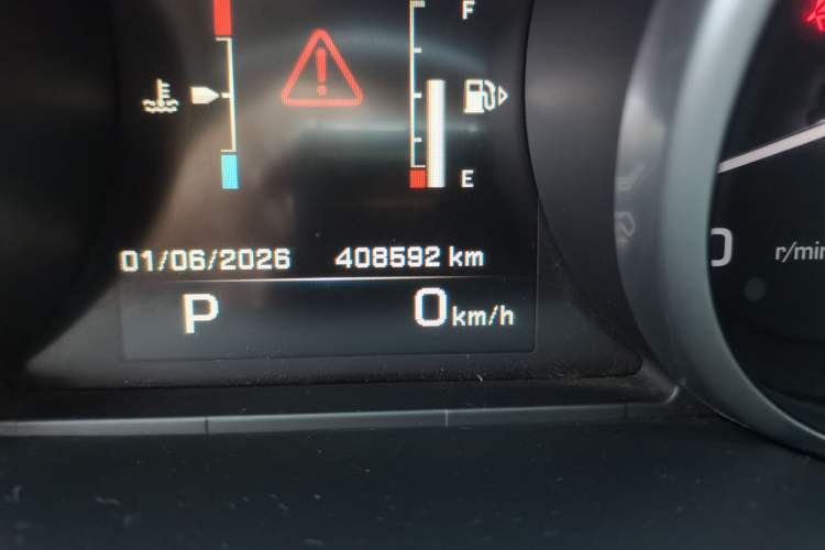 Used Land Rover Range Sport 2014 3.0 SC V6 HSE Odometer Close Up