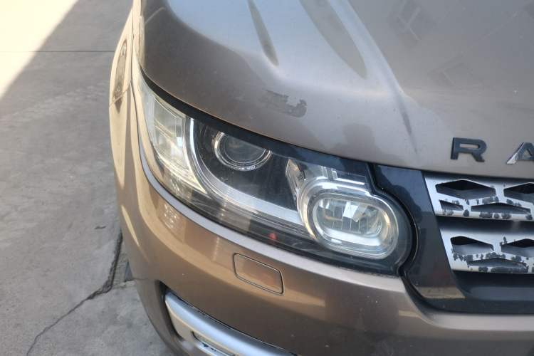 Used Land Rover Range Sport 2014 3.0 SC V6 HSE Right Front Headlight