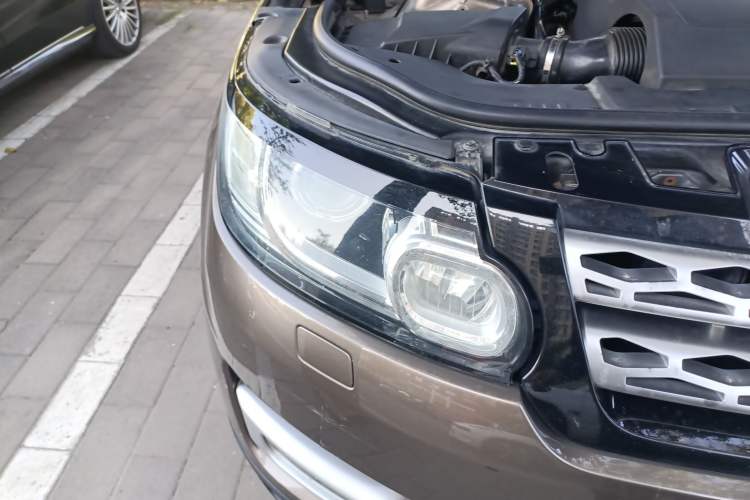 Used Land Rover Range Sport 2014 3.0 SC V6 HSE Right Front Headlight