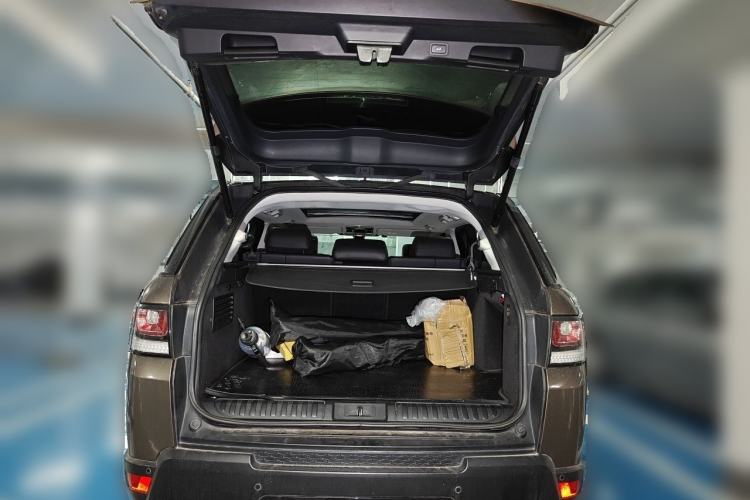 Used Land Rover Range Sport 2014 3.0 SC V6 HSE DYNAMIC Trunk