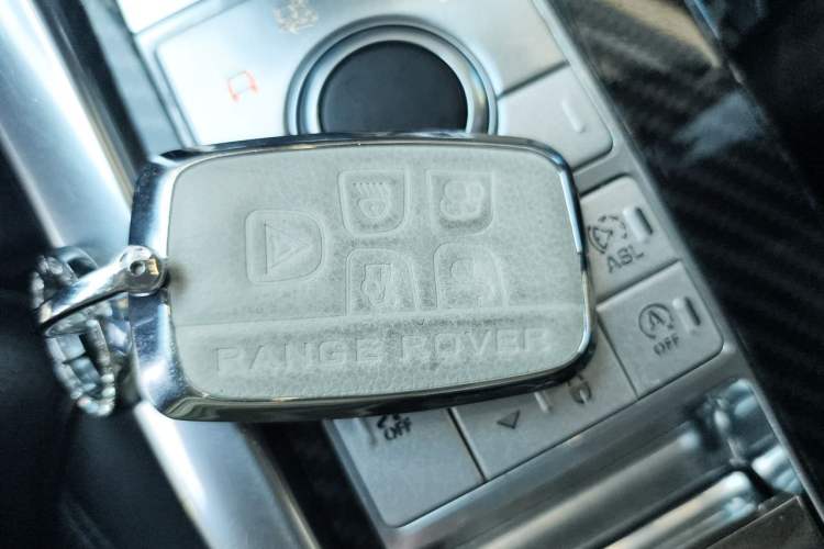 Used Land Rover Range Sport 2014 3.0 SC V6 HSE Vehicle Key