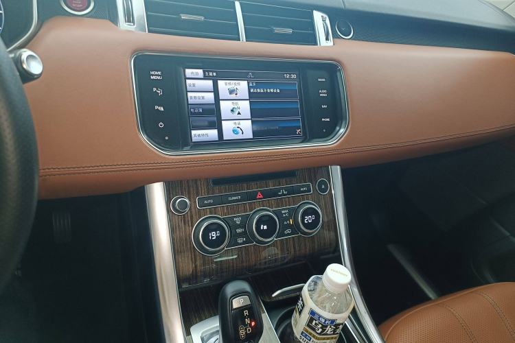 Used Land Rover Range Sport 2014 3.0 SC V6 HSE DYNAMIC Audio And AC Panel