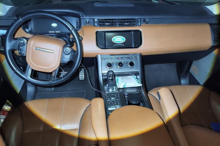 Used Land Rover Range Sport 2014 3.0 SC V6 HSE DYNAMIC Center Console