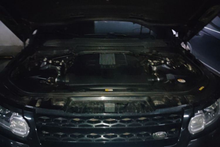 Used Land Rover Range Sport 2014 3.0 SC V6 HSE DYNAMIC Engine Bay