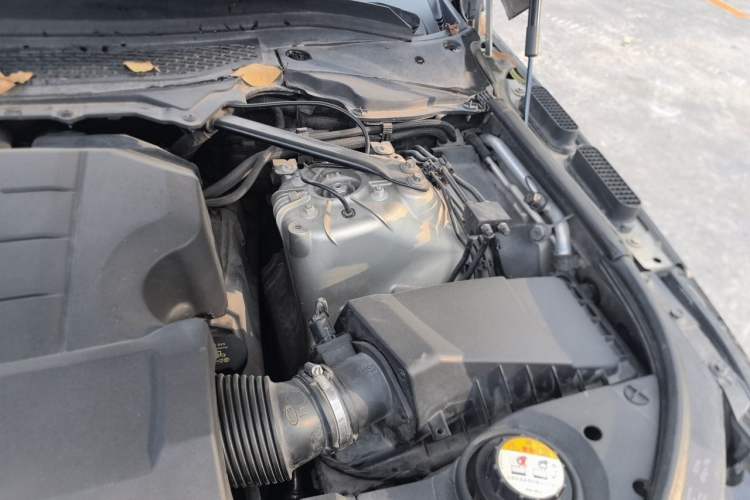 Used Land Rover Range Sport 2014 3.0 SC V6 Fēngshàng Chuàngshì Edition Engine Bay Left
