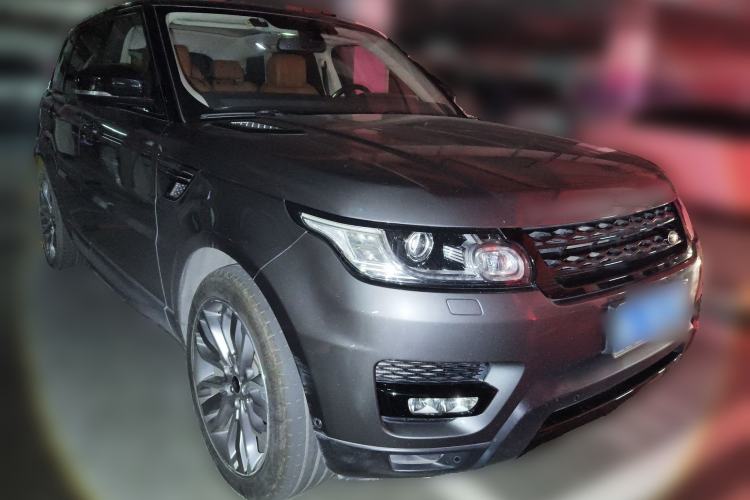 Used Land Rover Range Sport 2014 3.0 SC V6 HSE DYNAMIC Front Right 45 Deg