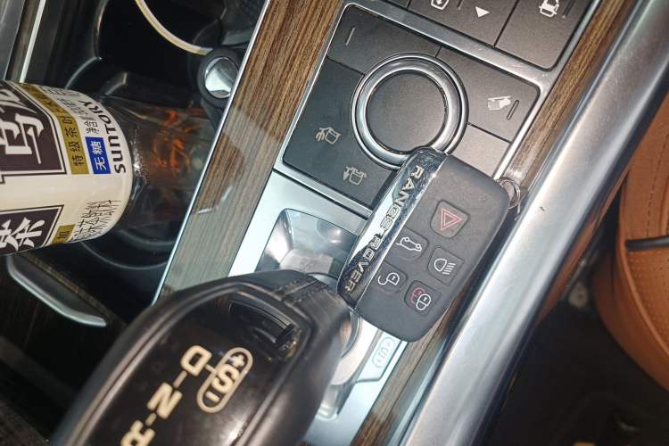 Used Land Rover Range Sport 2014 3.0 SC V6 HSE DYNAMIC Interior 1