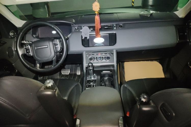 Used Land Rover Range Sport 2014 3.0 SC V6 HSE DYNAMIC Interior 2