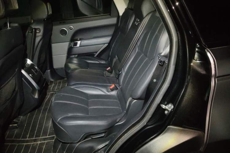 Used Land Rover Range Sport 2014 3.0 SC V6 HSE DYNAMIC Interior 4
