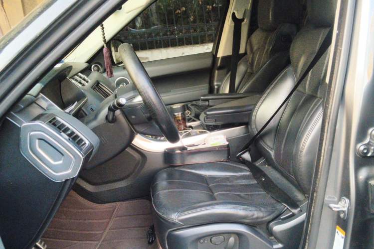 Used Land Rover Range Sport 2014 3.0 SC V6 HSE DYNAMIC Left Front Seat
