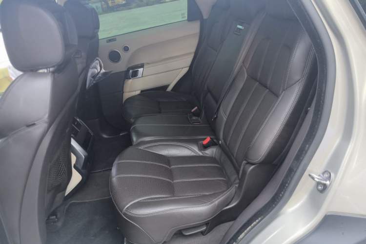 Used Land Rover Range Sport 2014 3.0 SC V6 Fēngshàng Chuàngshì Edition Left Rear Seat