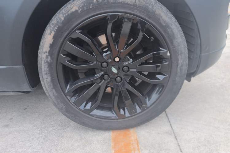 Used Land Rover Range Sport 2014 3.0 SC V6 Fēngshàng Chuàngshì Edition Right Front Wheel Hub