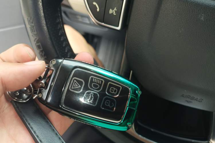 Used Land Rover Range Sport 2014 3.0 SC V6 HSE Vehicle Key