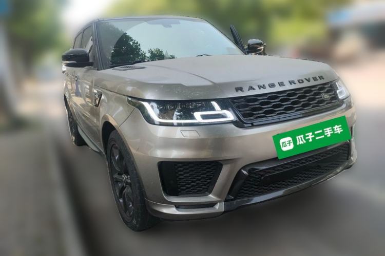 Used Land Rover Range Sport 2014 3.0 SC V6 HSE Front Right 45 Deg