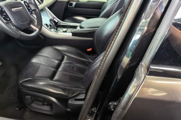 Used Land Rover Range Sport 2014 3.0 SC V6 HSE DYNAMIC Left Front Seat