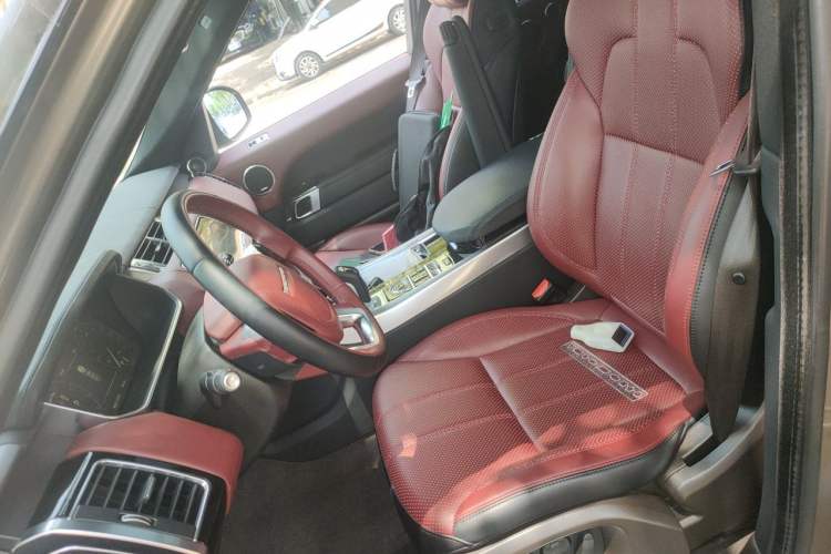 Used Land Rover Range Sport 2014 3.0 SC V6 HSE Left Front Seat