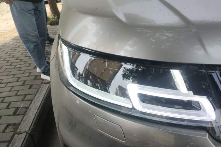 Used Land Rover Range Sport 2014 3.0 SC V6 HSE Right Front Headlight