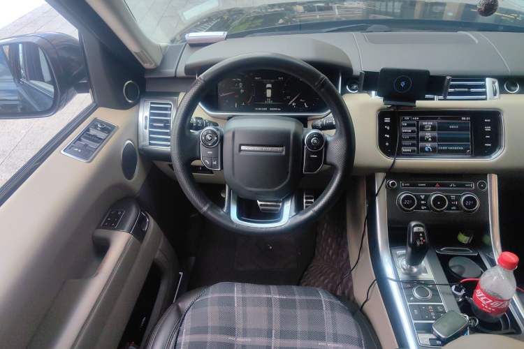 Used Land Rover Range Sport 2014 3.0 SC V6 HSE DYNAMIC Steering Wheel