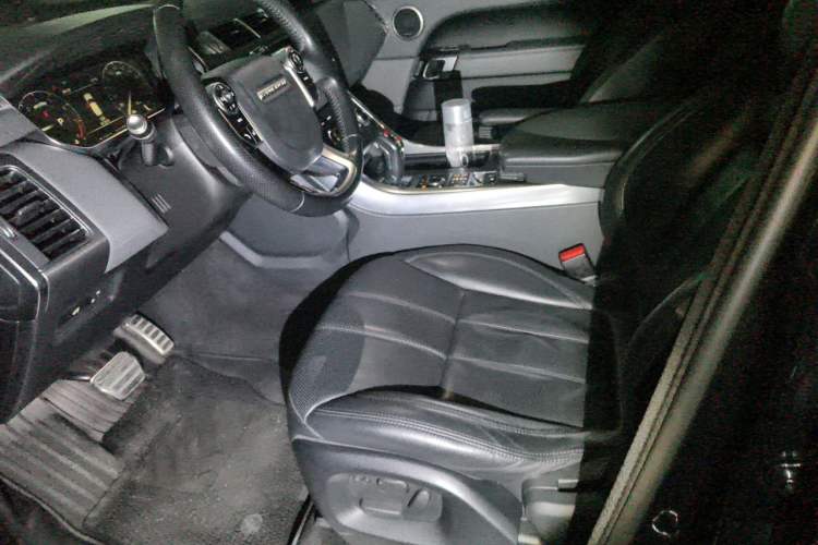 Used Land Rover Range Sport 2014 3.0 SC V6 HSE DYNAMIC Left Front Seat