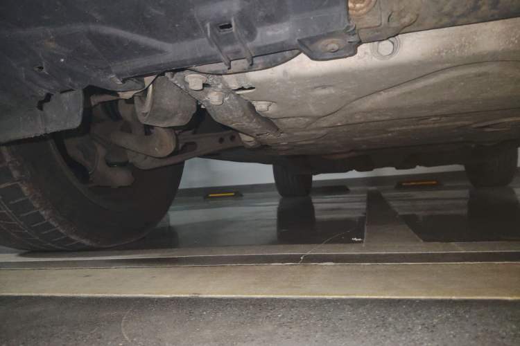 Used Land Rover Range Sport 2014 3.0 SC V6 HSE DYNAMIC Chassis Front Right