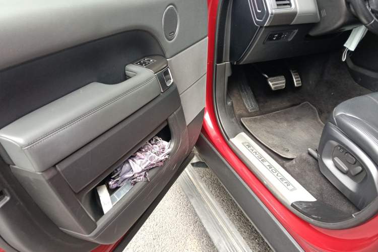 Used Land Rover Range Sport 2014 3.0 SC V6 HSE DYNAMIC Driver Seat