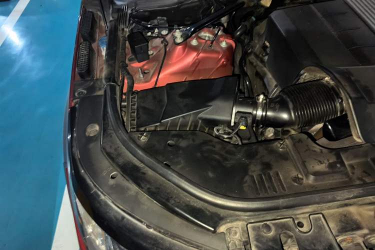 Used Land Rover Range Sport 2014 3.0 SC V6 HSE Engine Bay Right
