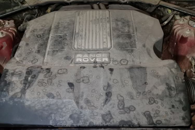 Used Land Rover Range Sport 2014 3.0 SC V6 HSE Engine Bay