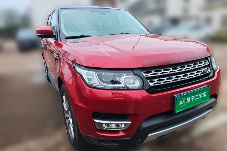 Used Land Rover Range Sport 2014 3.0 SC V6 HSE Front Right 45 Deg