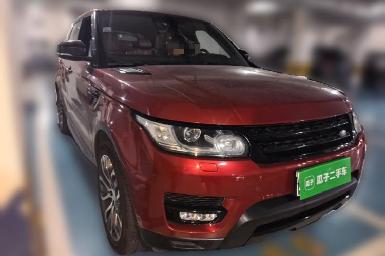 Used Land Rover Range Sport 2014 3.0 SC V6 HSE Front Right 45 Deg