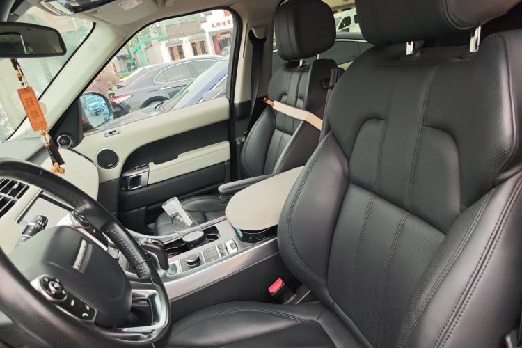 Used Land Rover Range Sport 2014 3.0 SC V6 HSE Left Front Seat