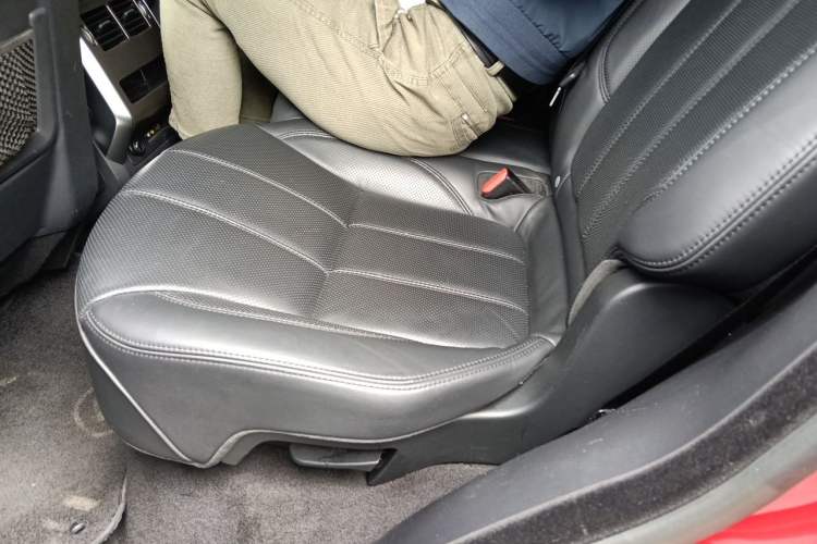 Used Land Rover Range Sport 2014 3.0 SC V6 HSE DYNAMIC Left Rear Seat