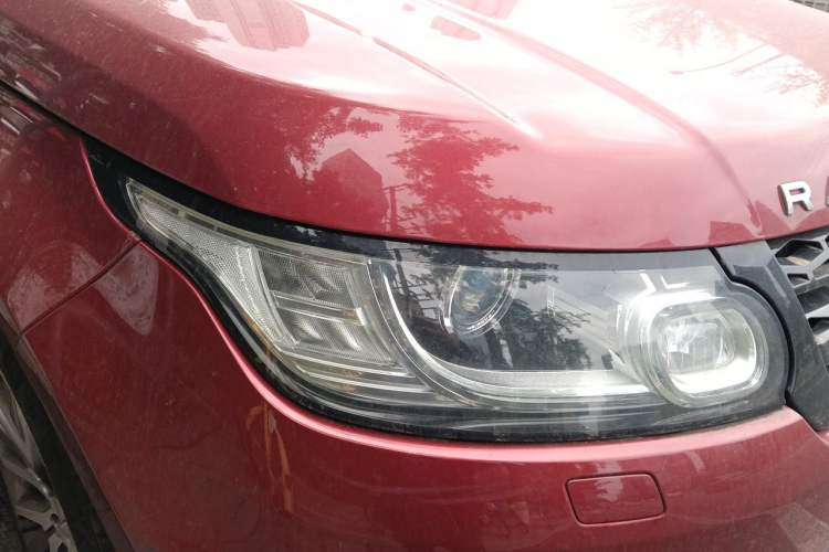 Used Land Rover Range Sport 2014 3.0 SC V6 HSE DYNAMIC Right Front Headlight