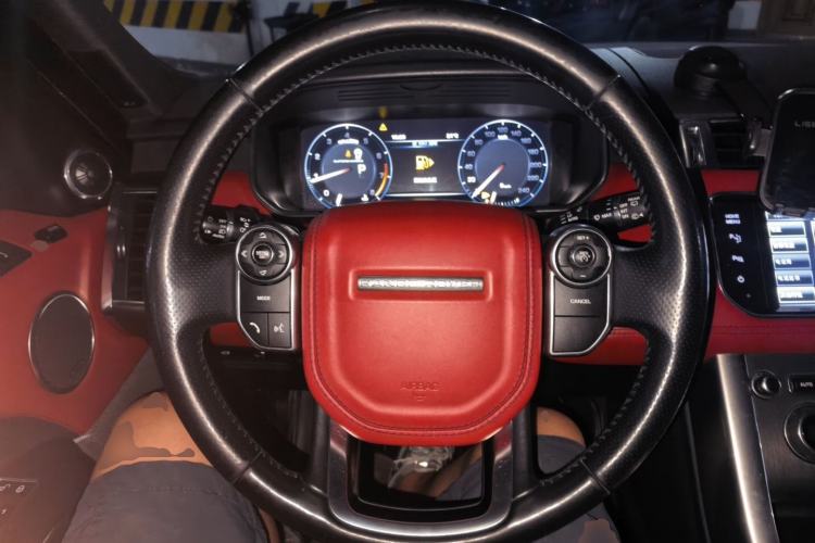 Used Land Rover Range Sport 2014 3.0 SC V6 HSE Steering Wheel
