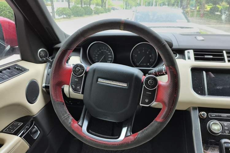 Used Land Rover Range Sport 2014 3.0T V6 Gasoline Version U.S. Specification Steering Wheel